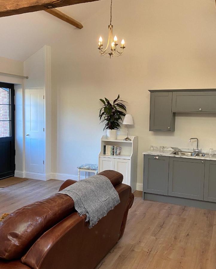 Potcote Farm Stables Accommodation Fudges Stable Towcester Ngoại thất bức ảnh